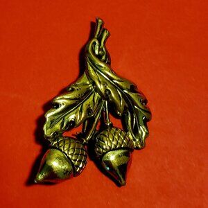 Vintage 925 Sterling Silver Acorn Brooch